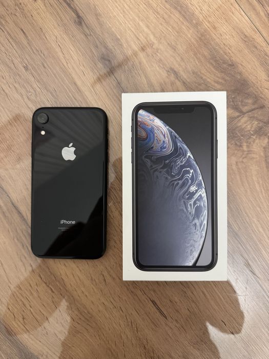 Продам Iphone Xr 64 gb идеальное состояние