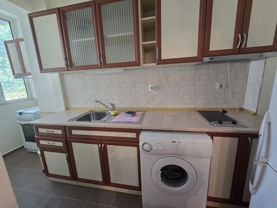 Под наем апартамент с две спални