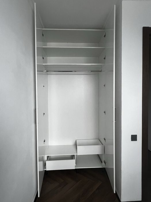 Шкаф для одежды б/у