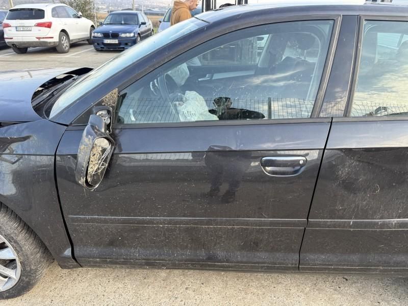 Portiera usa fata stanga Audi A3 facelift (2008-2013) [8P1]