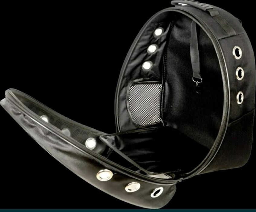 Переноска обсалютно новая рюкзак для  кошек и котят катов. Есть ДОСТАВ