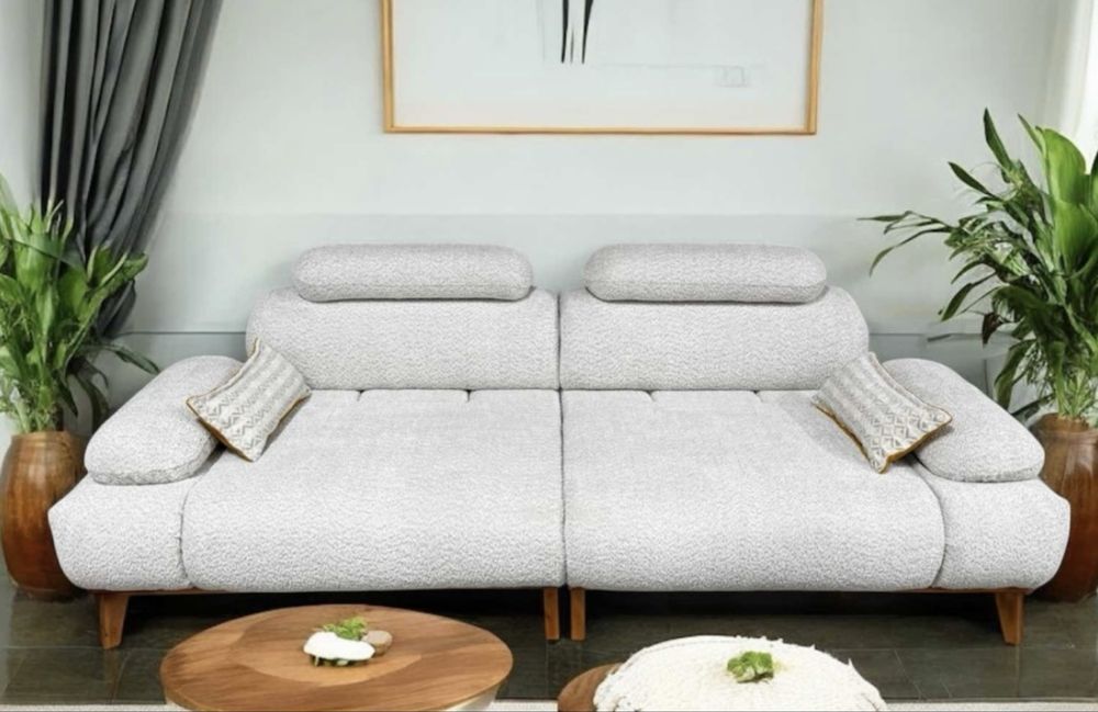 продаю диван (почти новое )