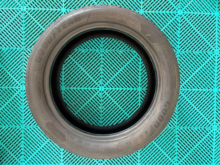 Set anvelope noi vara 205 50 R17 93V Good Year Efficient Grip Performance 2 dot 2524