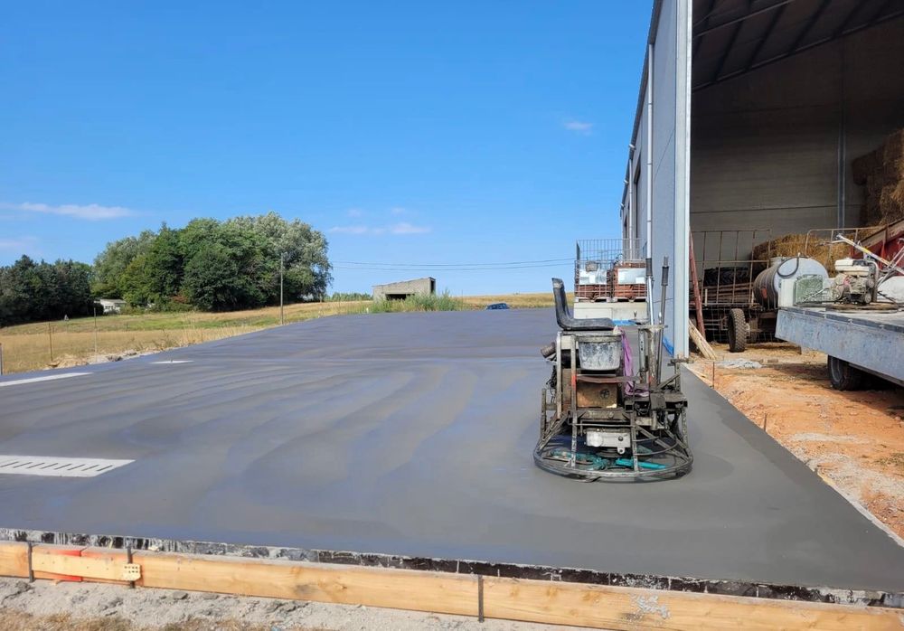 Щампован Шлайфан и Ресан Бетон