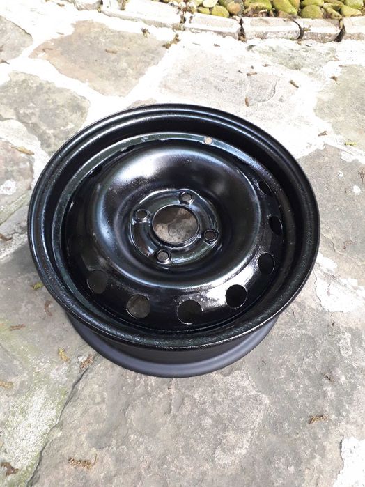 Нова зимна BFgoodrich g-grip 165/75/14 + джанта 14’’x108 - 65.1 mm