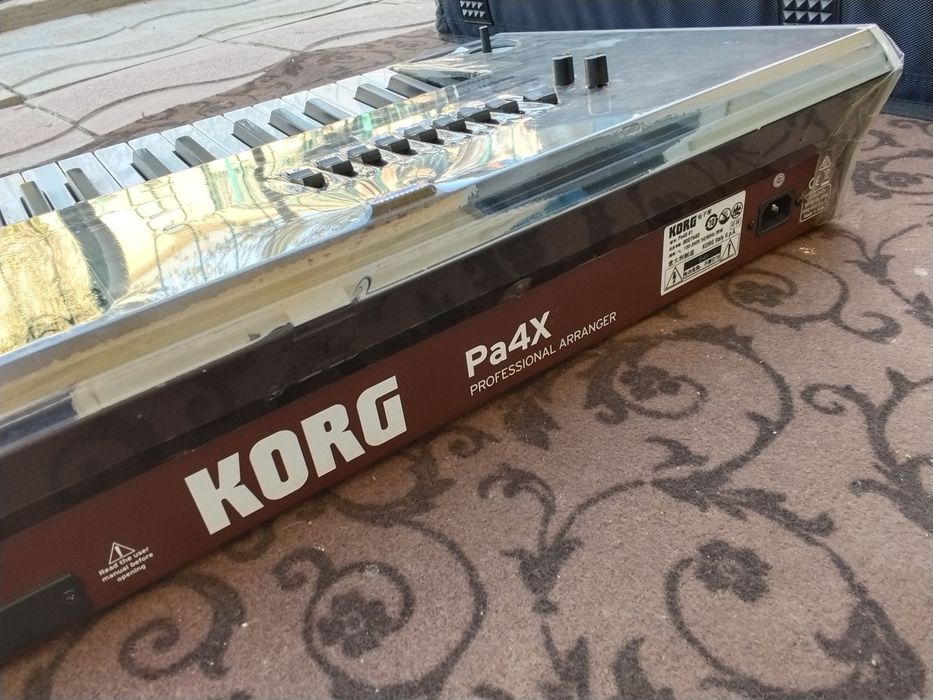Yangi Korg pa4x sotiladi
