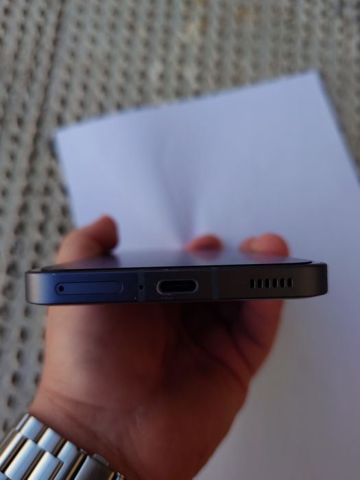 Nothing Phone 2 Grey