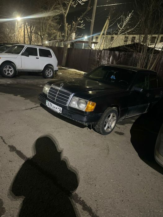 Продам мерседес 124