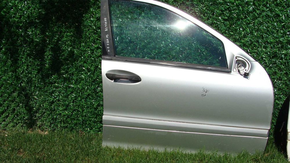 врати капак багажник вежди за mercedes c class w203
