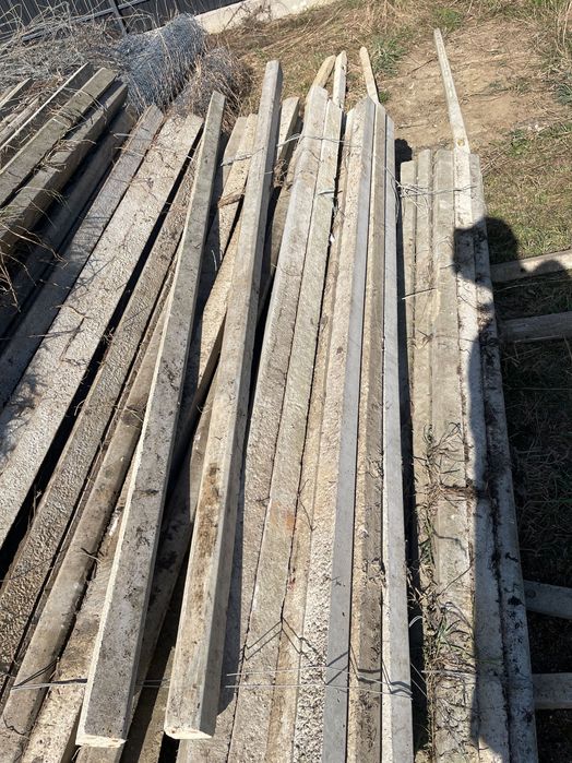 Spalieri beton Italia gard imprejmuire stalpi vie Valcea