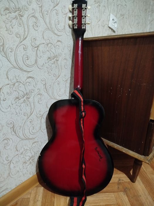 Акустическая Гитара с чехлом