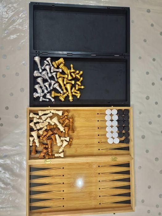 Shaxmat sfatli doskalari sotiladi