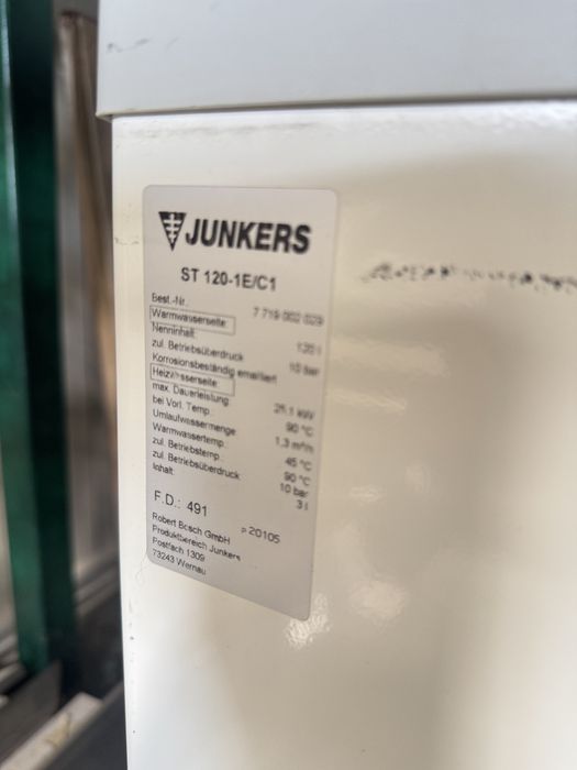 Centrală Junkers ZBR 11-42 A 23 + boiler Junkers ST 120-1E/C1 120L
