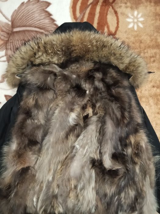 Продам парку натуральный мех