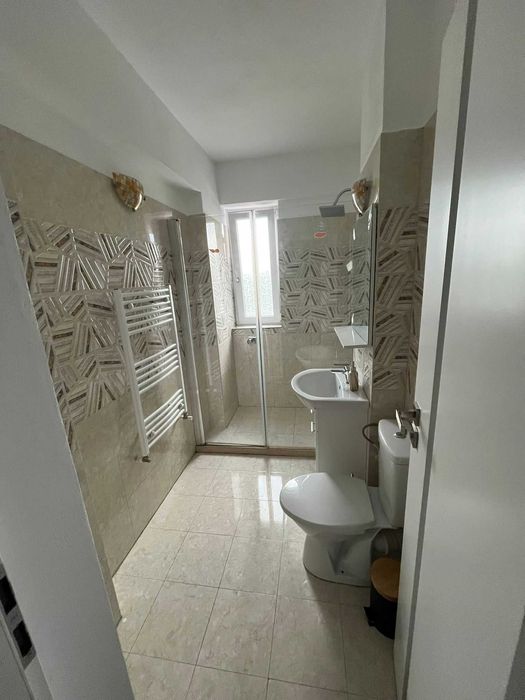 Apartament modern 3 cam, 76mp, 2băi, 2 balcoane, parcare, lift, et.2/9