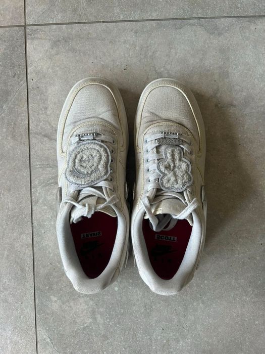travis scoot  nike air force 1  sand