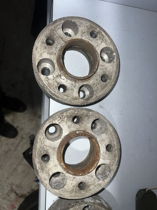 Vand distantiere 4x108 3cm 4cm