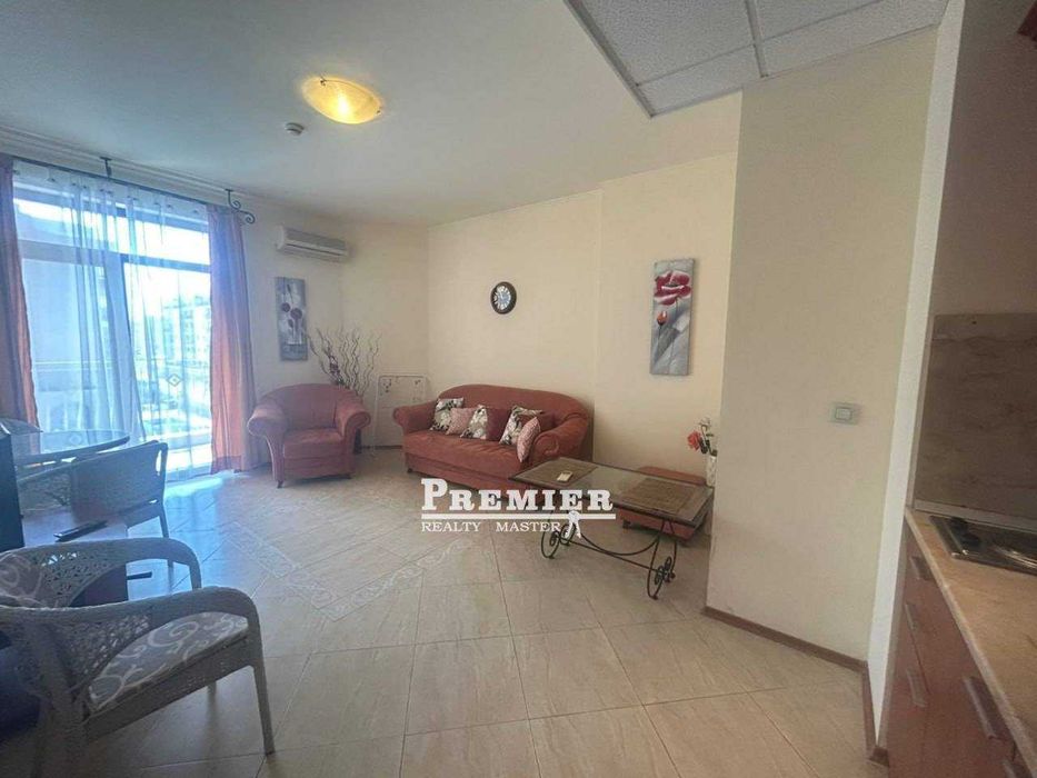 Продава се Двустаен апартамент в к.к. Слънчев бряг - 71 кв.м за 888 €/кв.м - Снимка #4