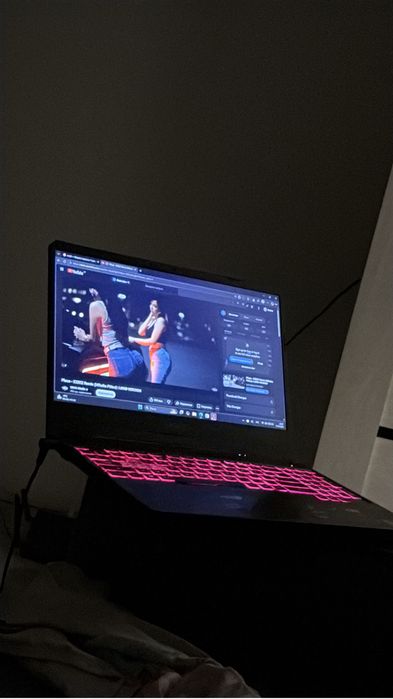 Ноутбук Asus игравой