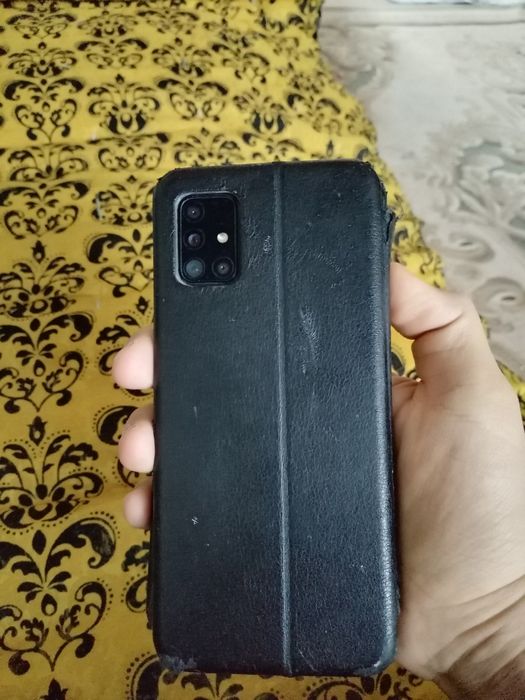 Samsung a51 4/64