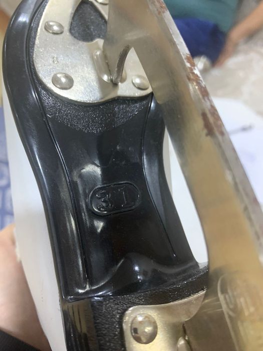 Коньки подростковые