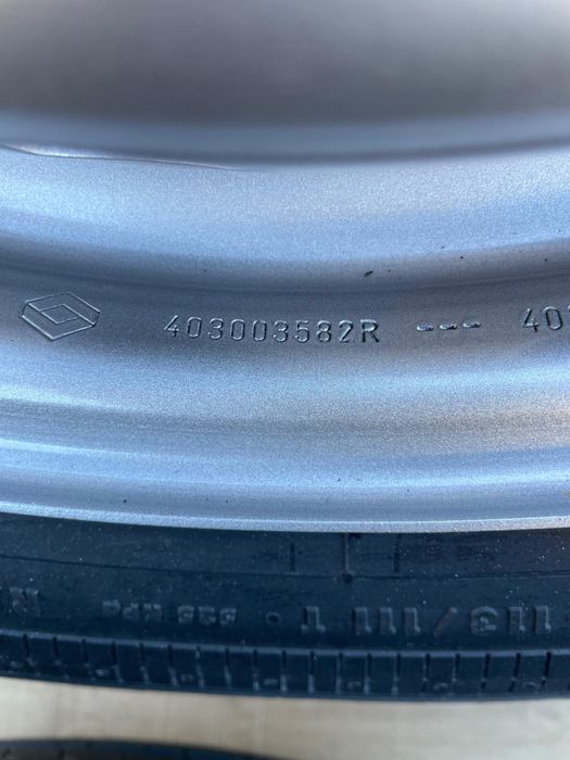 Set jante cu anvelope noi vara 205 75 r16c Continental Renault Master