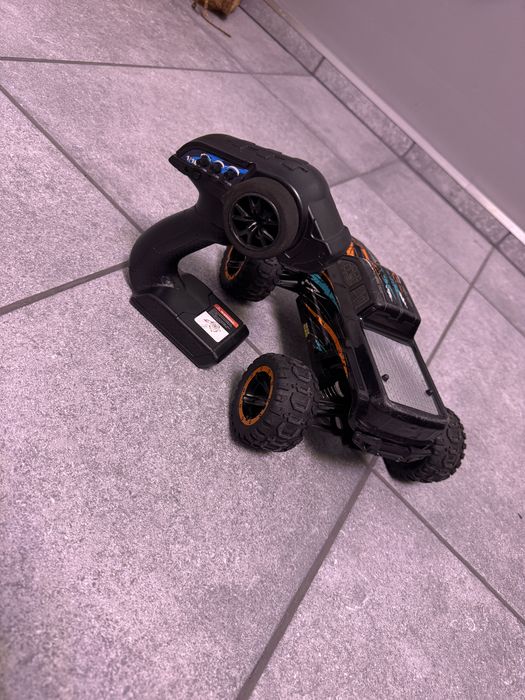 Automodel rc telecomanda hbx 1:16 4x4 brushed 2.4 ghz