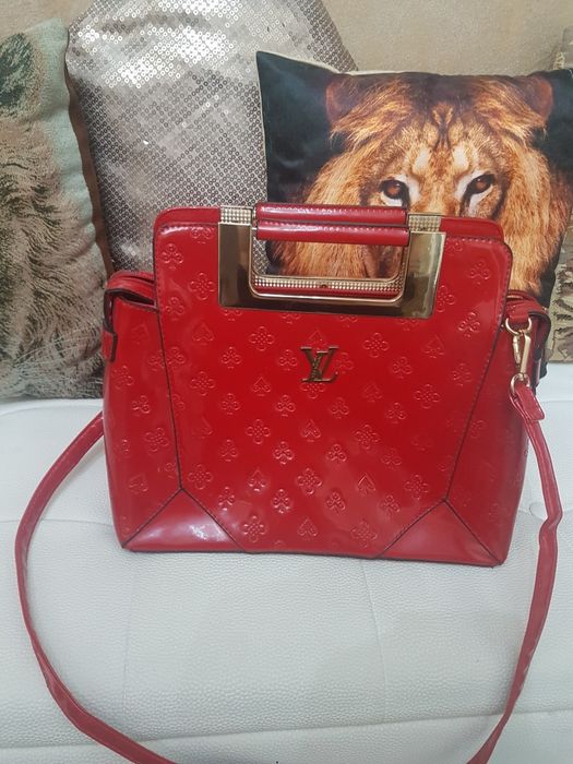 Чанта Louis Vuitton