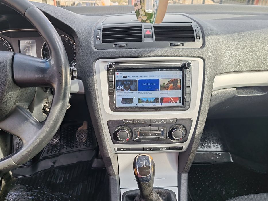 Scoda Octavia 2 facelift combi