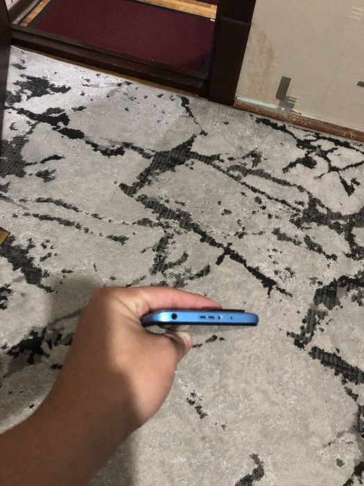 Redmi 10 sotladi rangi kok