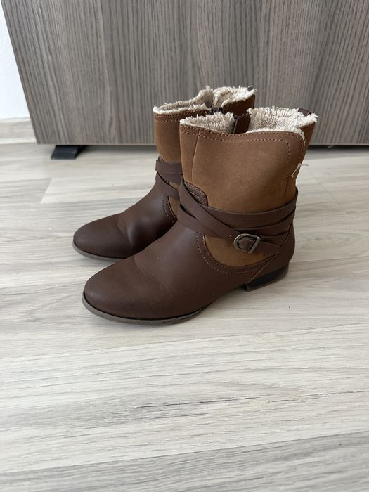 Botine fetite