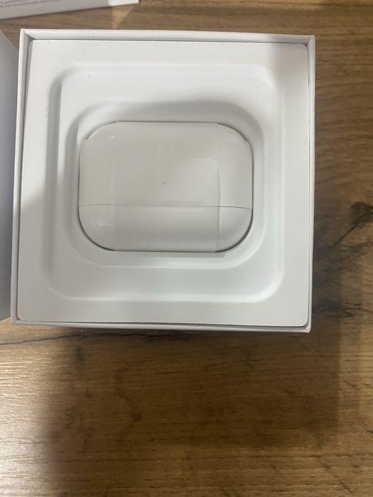 air pods pro 2 .