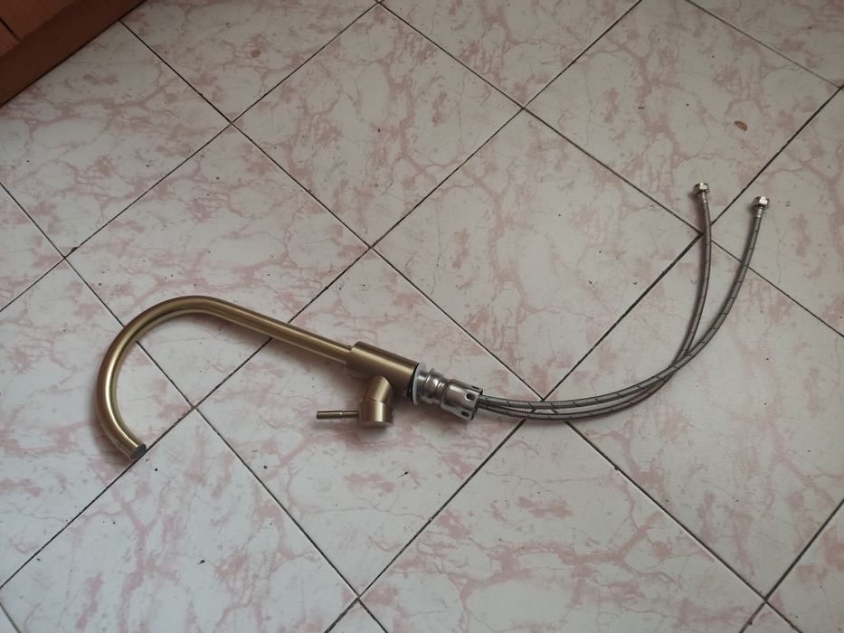 Vând baterie ca noua