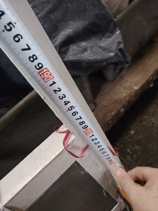 Метална врата и каса