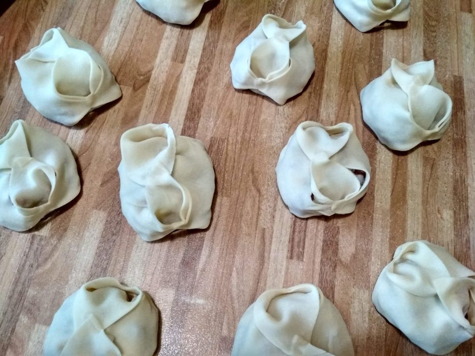 Манты домашние замороженные