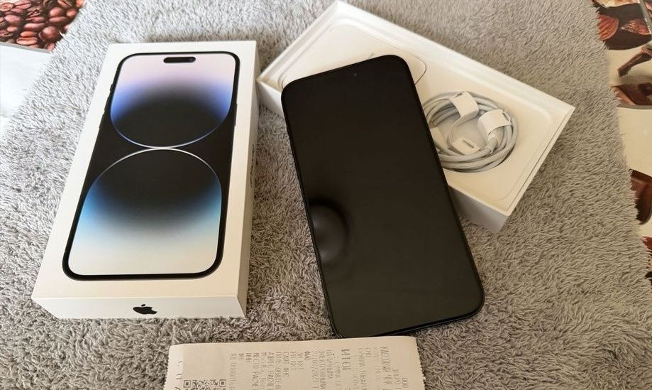 Продам Айфон 14 Про