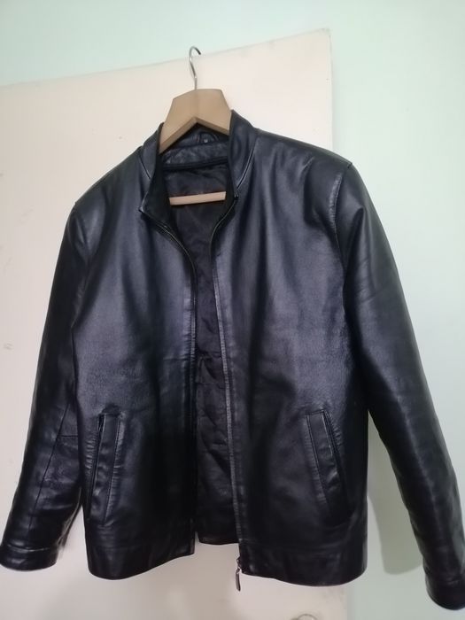 Продам кожаные куртки.