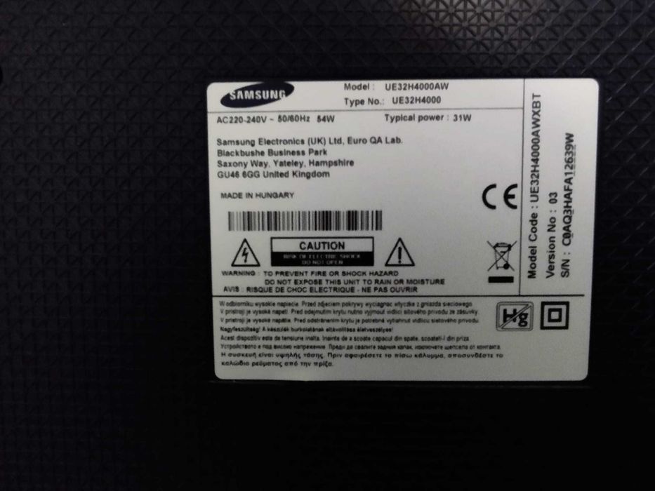 Se vinde Televizor marca SAMSUNG, model UE32H4000AW.  Nu este Smart TV