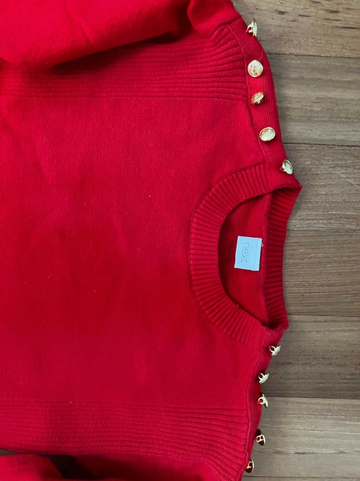 Pulover lung rosu,  varsta 10 ani, purtat o singura data