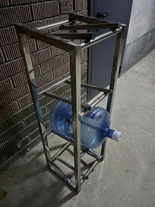 Подставка для бутылей с водой