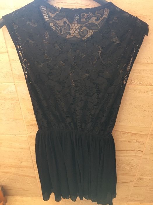 Rochie scurta eleganta dantelata mărimea: 36/S