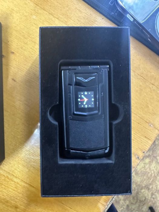 Vertu vider yangi sim karta solinmagan