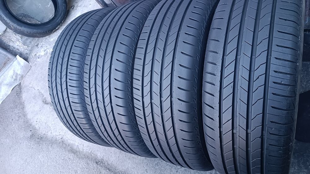 225/65/17 Bridgestone