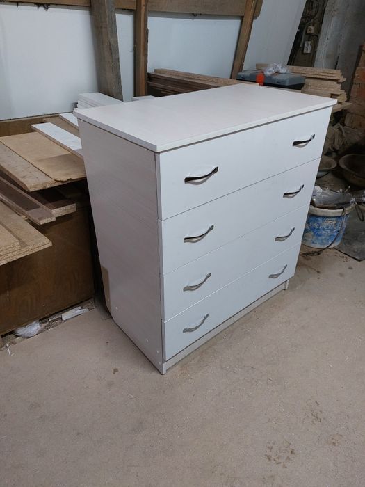 Продам комод новый(город Семей)