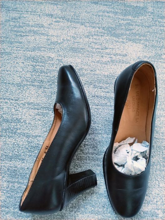 Pantofi de piele naturală