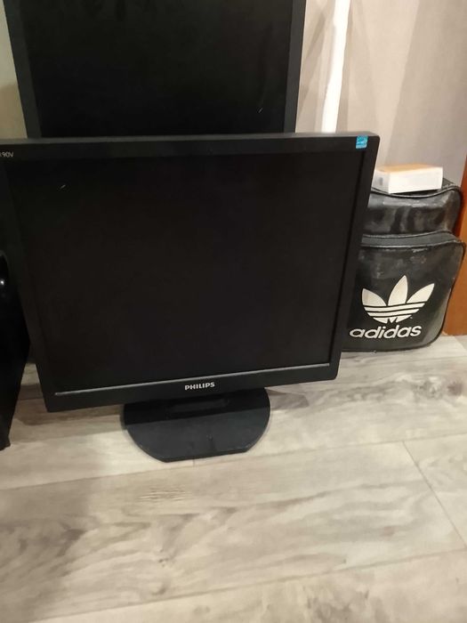 Продаю монитор philips