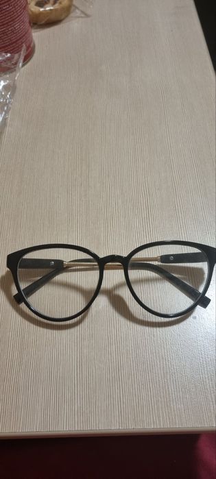 6 чифта слънчеви очила