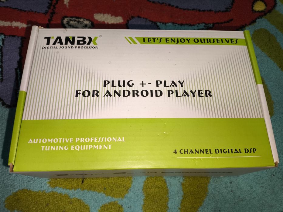 Монитор и усилитель.