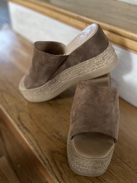 Лятно Сабо Diverso