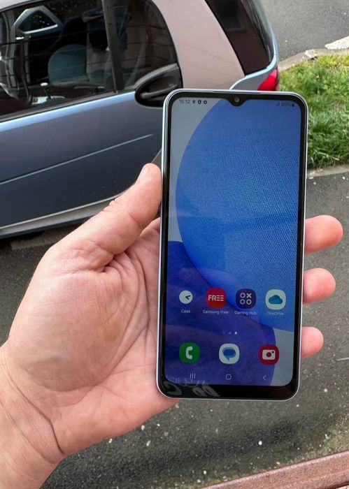 Samsung a 23 5g în stare foarte bună fac și schimb cu alt telefon
